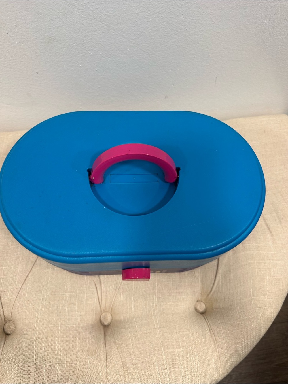 Caboodles Blue and Purple Storage Case with Pink Handle - Picture 4 of 8